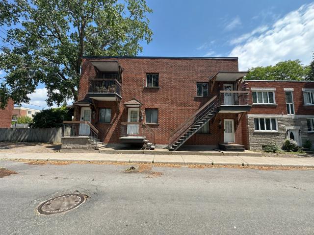 Apartment for rent in St. Leonard's, Quebec