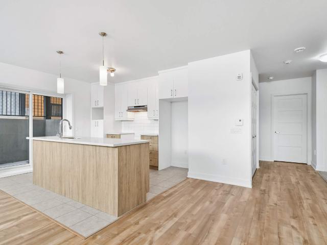 Apartment for rent in D'autray, Quebec