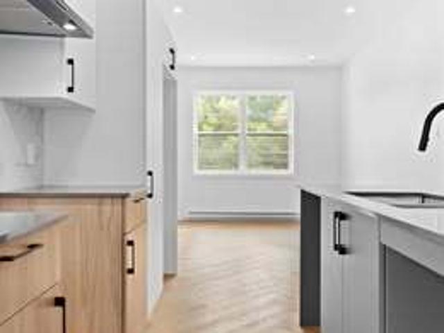 Apartment for rent in Les Moulins, Quebec