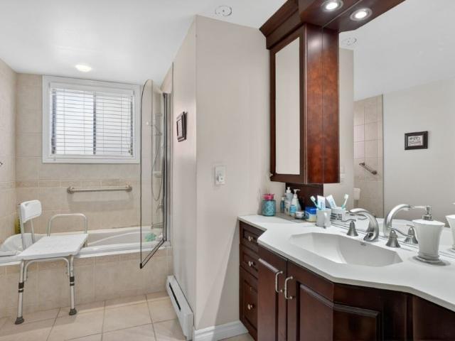 Apartment for rent in St. Leonard's, Quebec