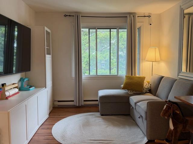 Apartment for rent in Pont-viau, Quebec