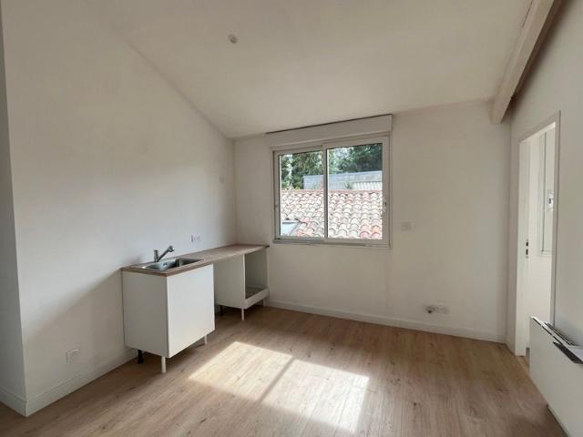 Appartement location à Notre-Dame-de-Sanilhac, Sanilhac