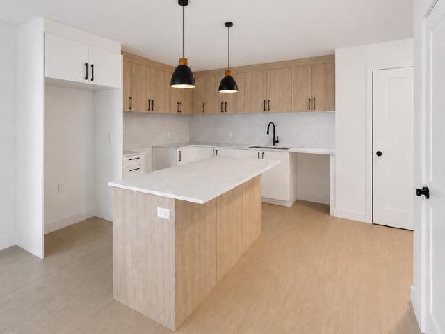 Apartment for rent in Memphrémagog, Quebec