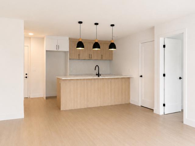 Apartment for rent in Memphrémagog, Quebec