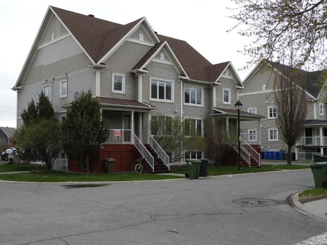 Apartment for rent in La Vallée-du-richelieu, Quebec