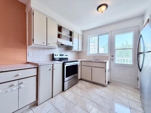 Apartment for rent in St. Leonard's, Quebec