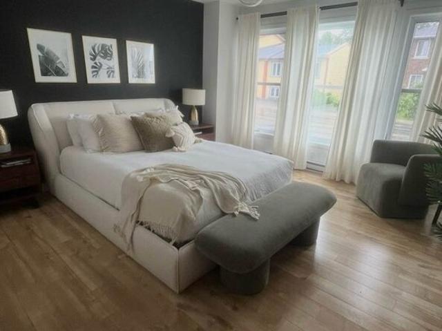 Apartment for rent in La Vallée-du-richelieu, Quebec
