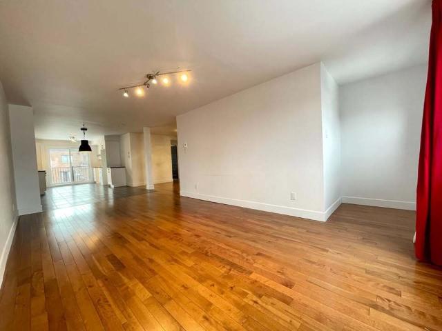 Apartment for rent in St. Leonard's, Quebec