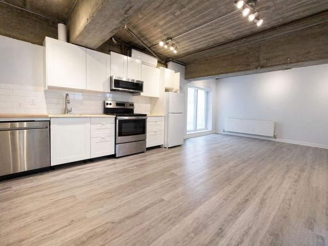Apartment for rent in St. Leonard's, Quebec