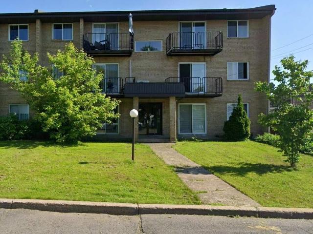 Apartment for rent in Sainte-julie, Quebec