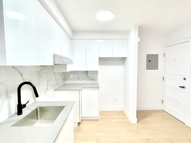 Apartment for rent in St. Leonard's, Quebec