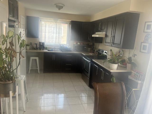 Apartment for rent in St. Leonard's, Quebec