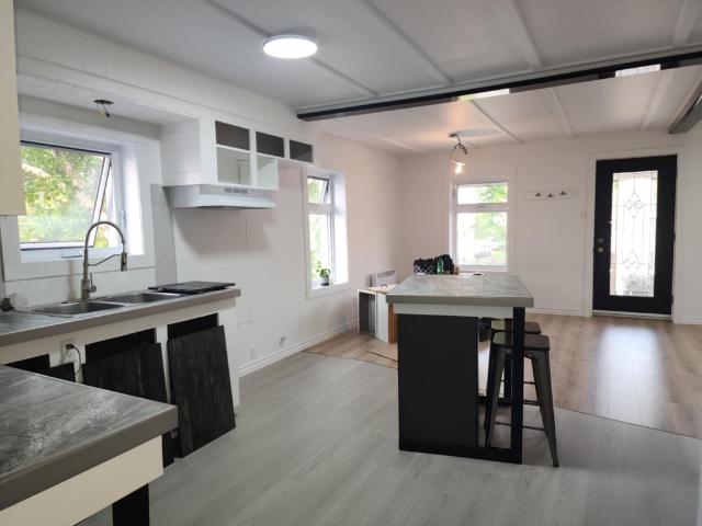 Apartment for rent in Saint-georges-de-cacouna, Quebec
