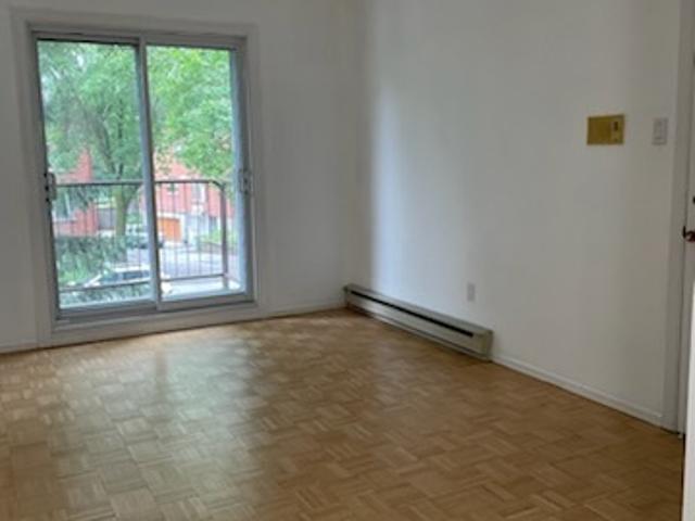 Apartment for rent in St. Leonard's, Quebec