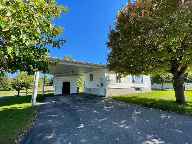 Apartment for rent in Drummond, Quebec