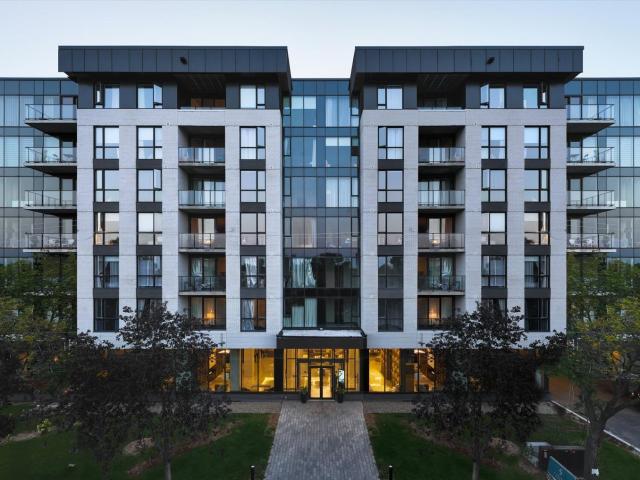 Apartment for rent in Mont-royal, Quebec