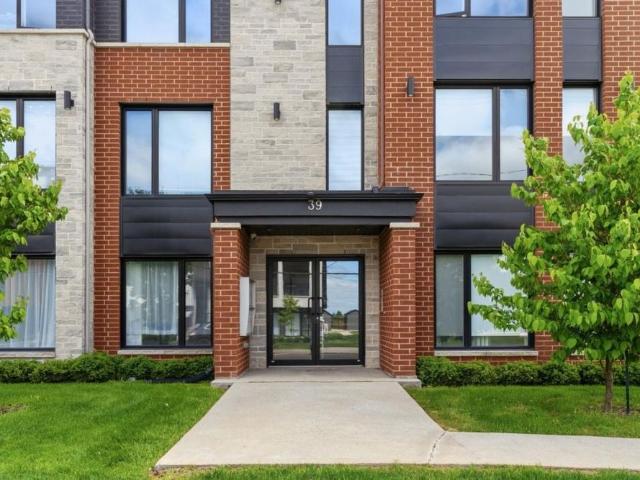 Apartment for rent in L'Assomption, Lanaudière