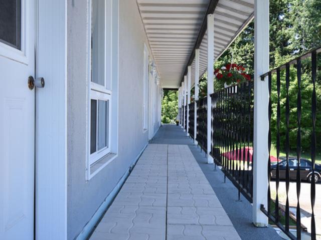 Apartment for rent in Les Collines-de-l'outaouais, Quebec