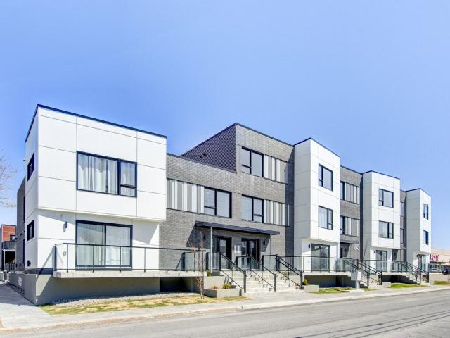 Apartment for rent in Les Jardins-de-napierville, Quebec