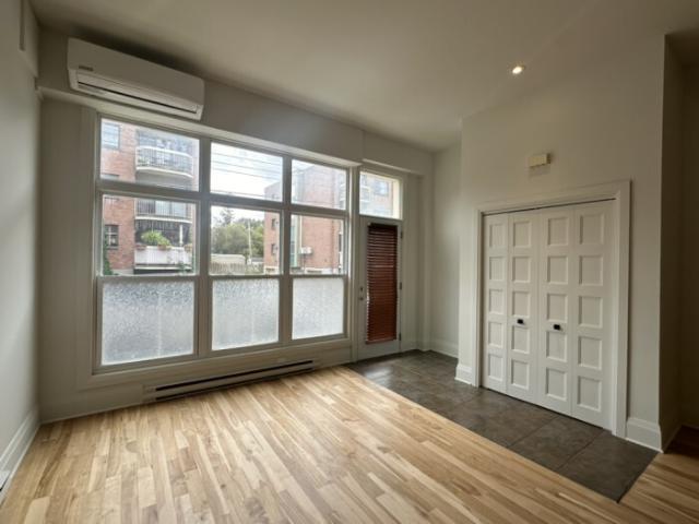 Apartment for rent in St. Leonard's, Quebec