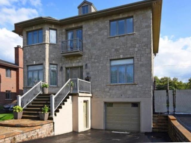Apartment for rent in St. Leonard's, Quebec