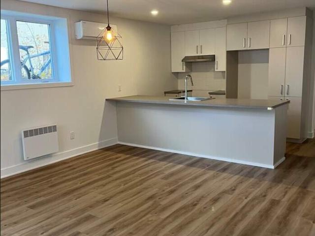 Apartment for rent in Crabtree, Quebec