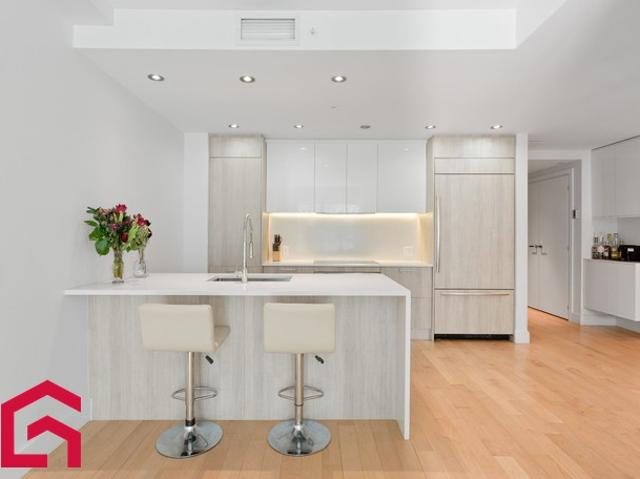Apartment for rent in Laval-des-rapides, Quebec