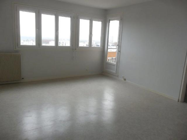 Studio location à Mâcon