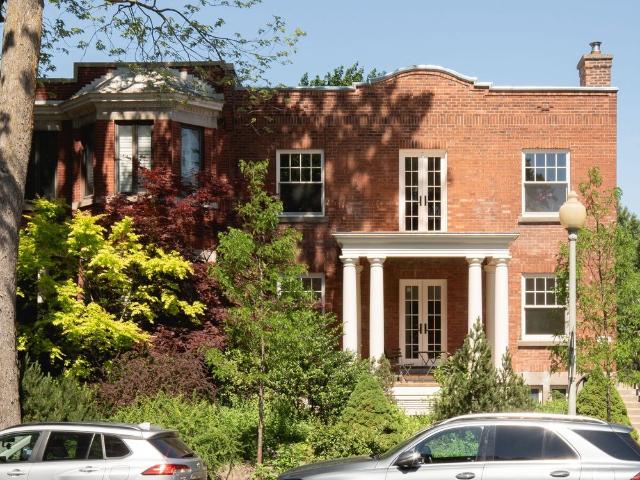 Apartment for rent in Westmount, Quebec