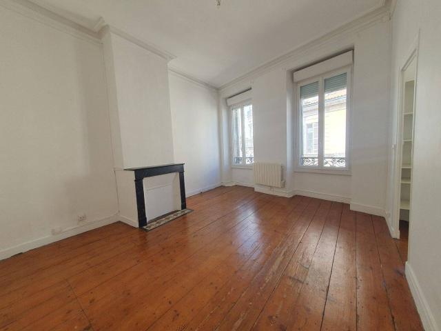 Studio location à Les Ardillos, Mérignac