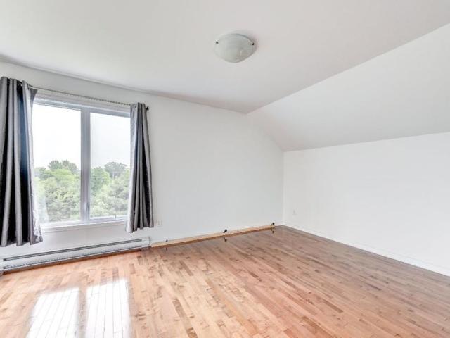 Apartment for rent in Brossard, Quebec