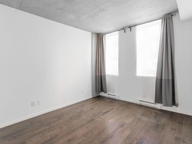 Apartment for rent in Secteur L, Brossard