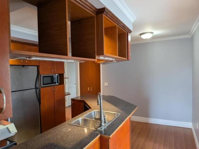 Apartment for rent in Brossard, Quebec