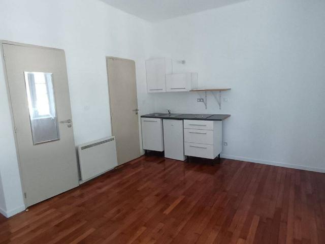 Studio location à Cholet