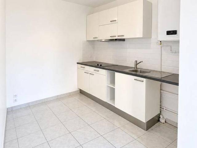 Studio location à Verneuil-sur-Seine, Yvelines