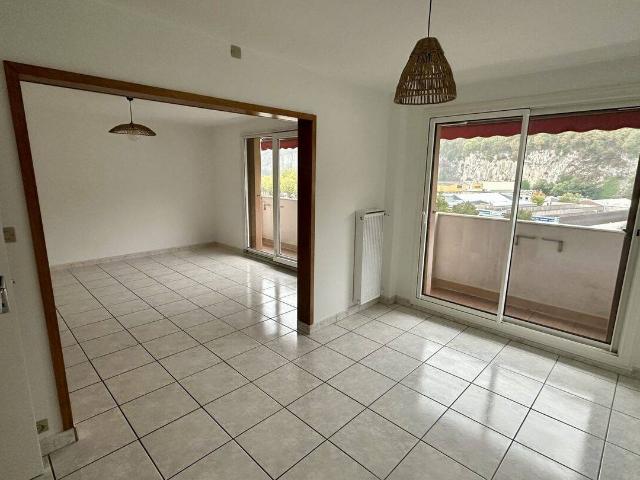 Appartement location à Gréoux-les-Bains, Alpes-de-Haute-Provence