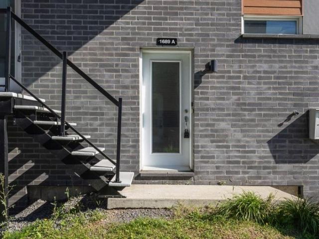 Apartment for rent in Sainte-Foy–Sillery–Cap-Rouge, Québec