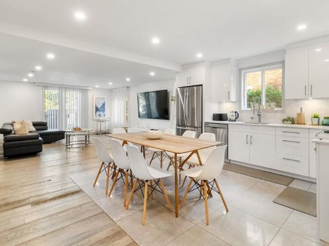Apartment for rent in Chomedey, Quebec