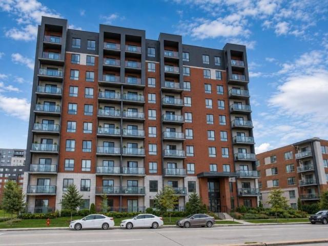 Apartment for rent in Laval-des-rapides, Quebec
