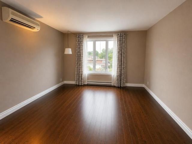 Apartment for rent in Laval-des-rapides, Quebec