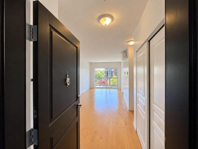 Apartment for rent in Duvernay, Laval (région administrative)
