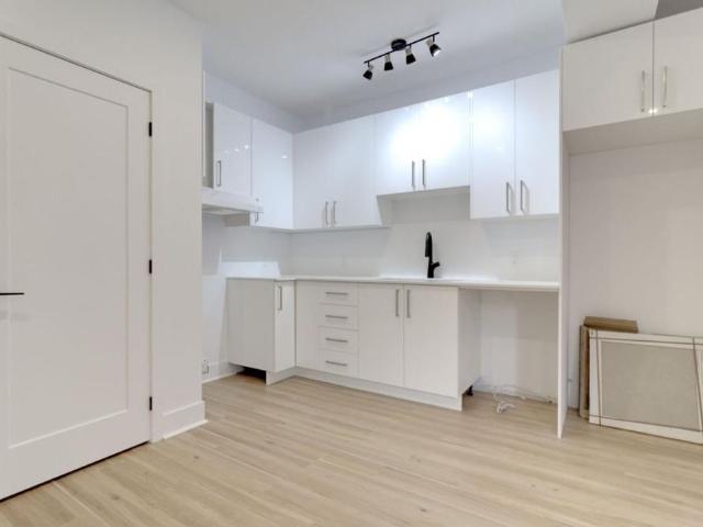 Apartment for rent in St. Leonard's, Quebec