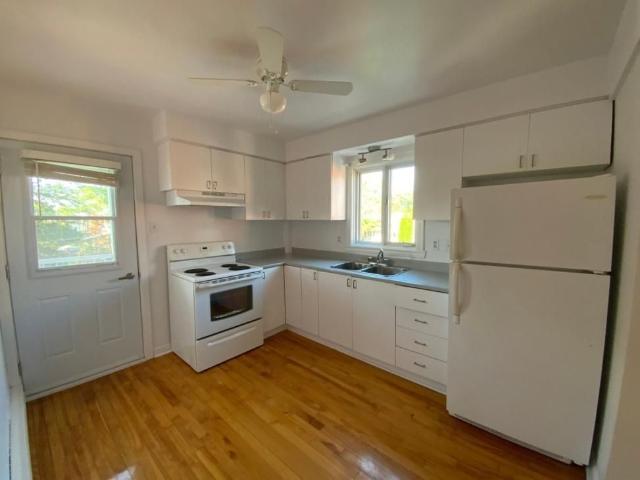 Apartment for rent in St. Leonard's, Quebec