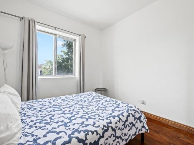 Apartment for rent in St. Leonard's, Quebec