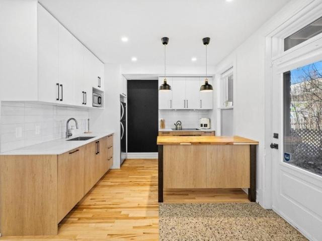 Apartment for rent in St. Leonard's, Quebec