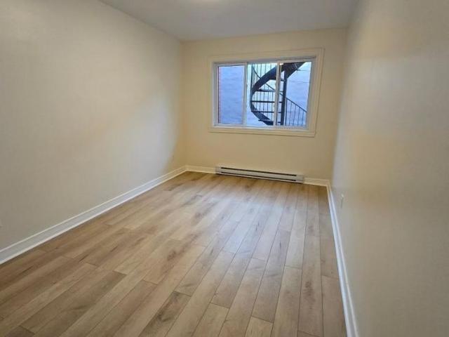 Apartment for rent in St. Leonard's, Quebec