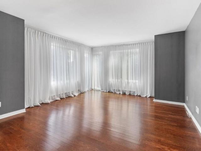 Apartment for rent in St. Leonard's, Quebec
