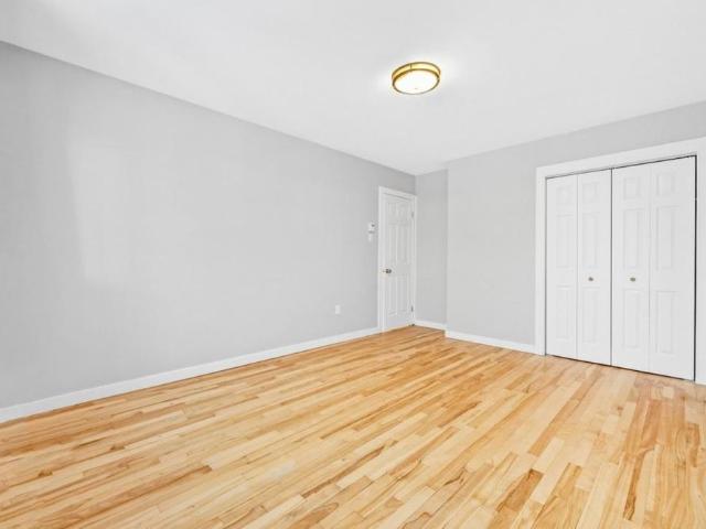 Apartment for rent in St. Leonard's, Quebec