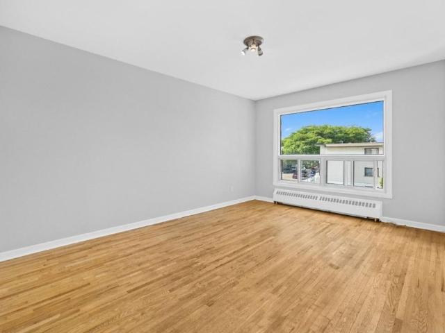 Apartment for rent in St. Leonard's, Quebec
