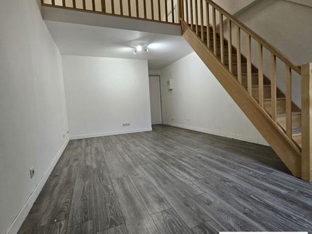 Appartement location à Fontainebleau, Montcourt-fromonville